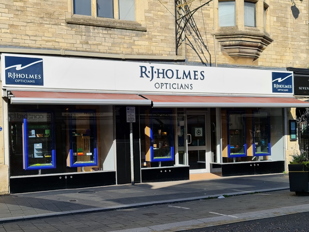R J Holmes Opticians