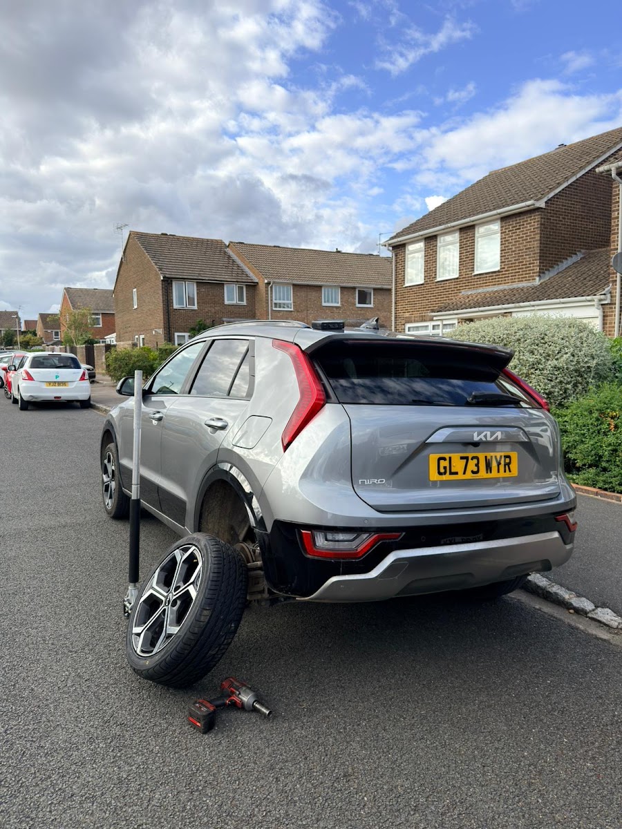 24 Hours Mobile Tyre Fitting Bracknell