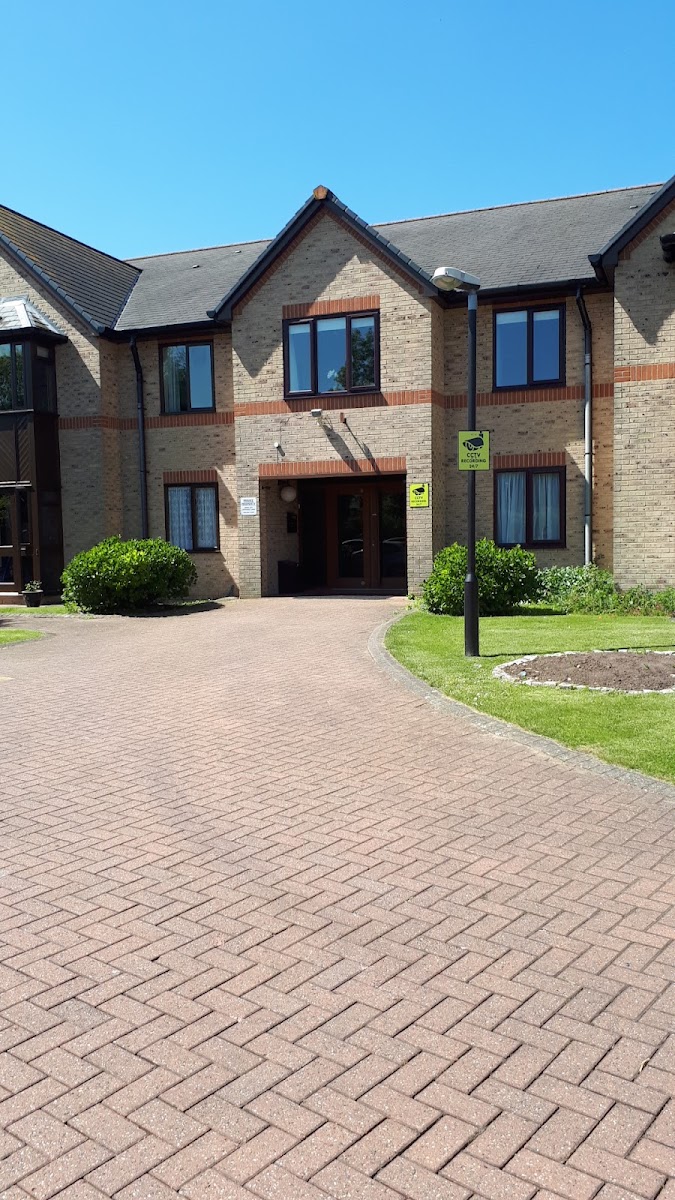 Ashleigh Court
