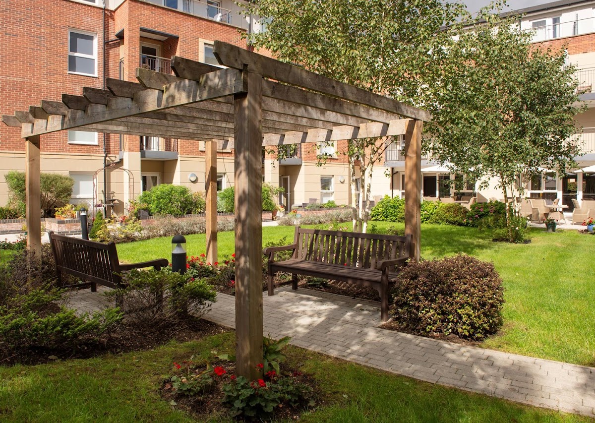 Augustus House – Retirement Living Plus – McCarthy & Stone