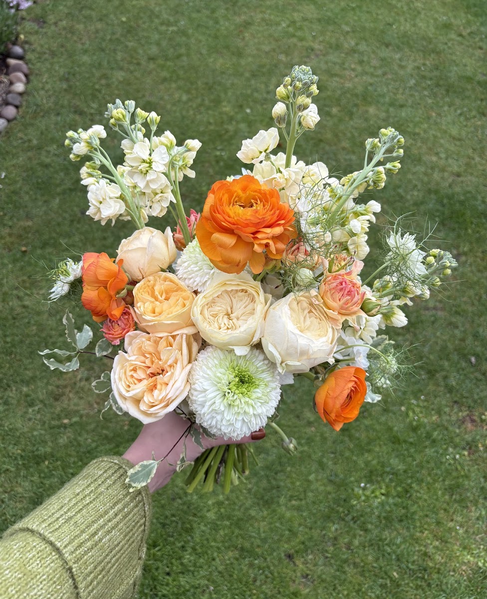Blossom Bee Florals