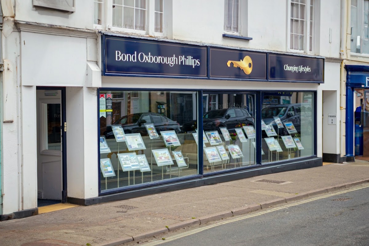 Bond Oxborough Phillips