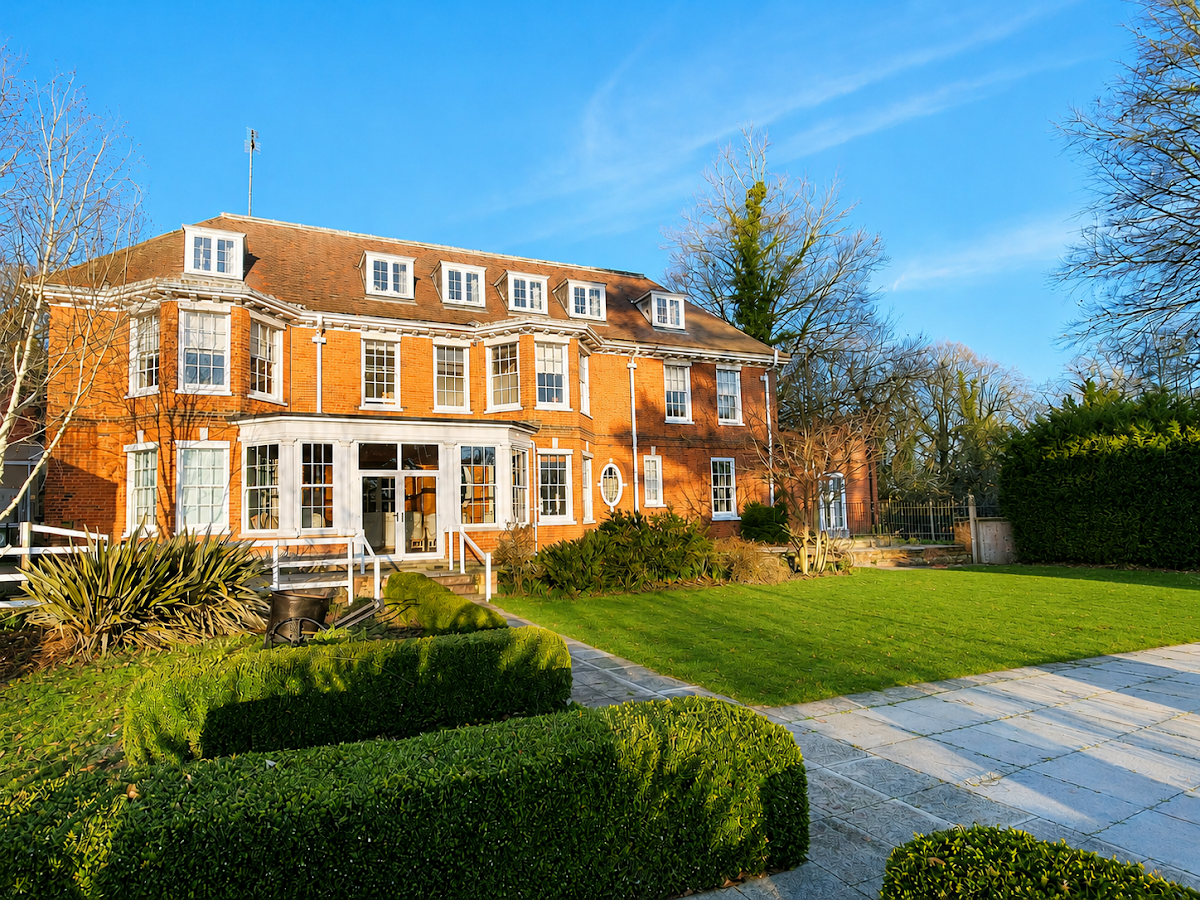 Broome End Care Home Stansted