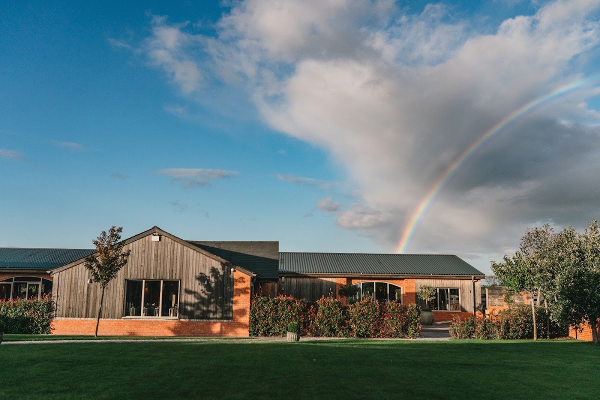 Cider Mill Barns – An Exclusive Use, No Corkage Charge Wedding Barn