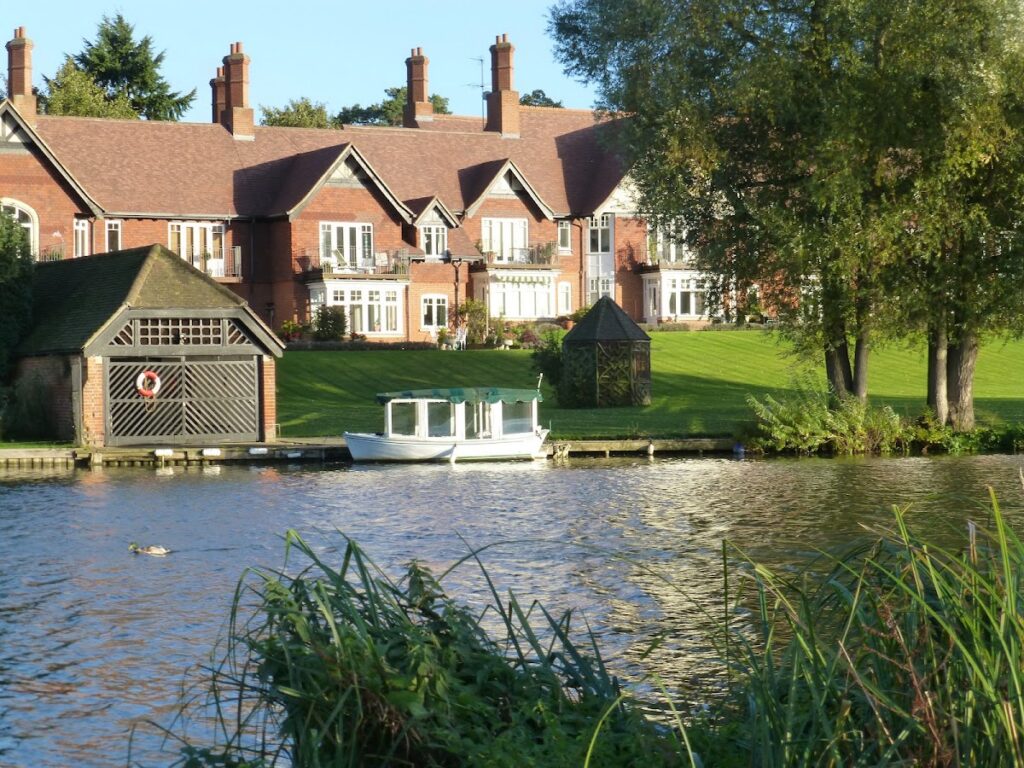 Cognatum Retirement Property : Thames Bank