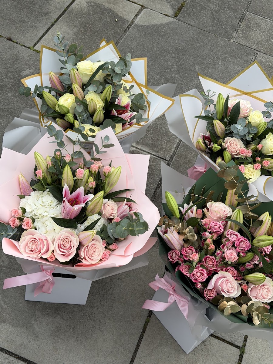 El Fleur Florist Ashford