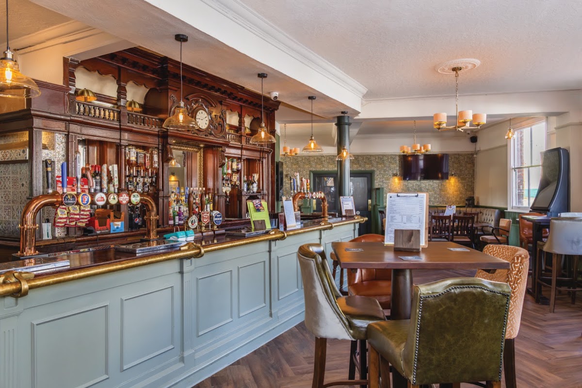 Essex Arms