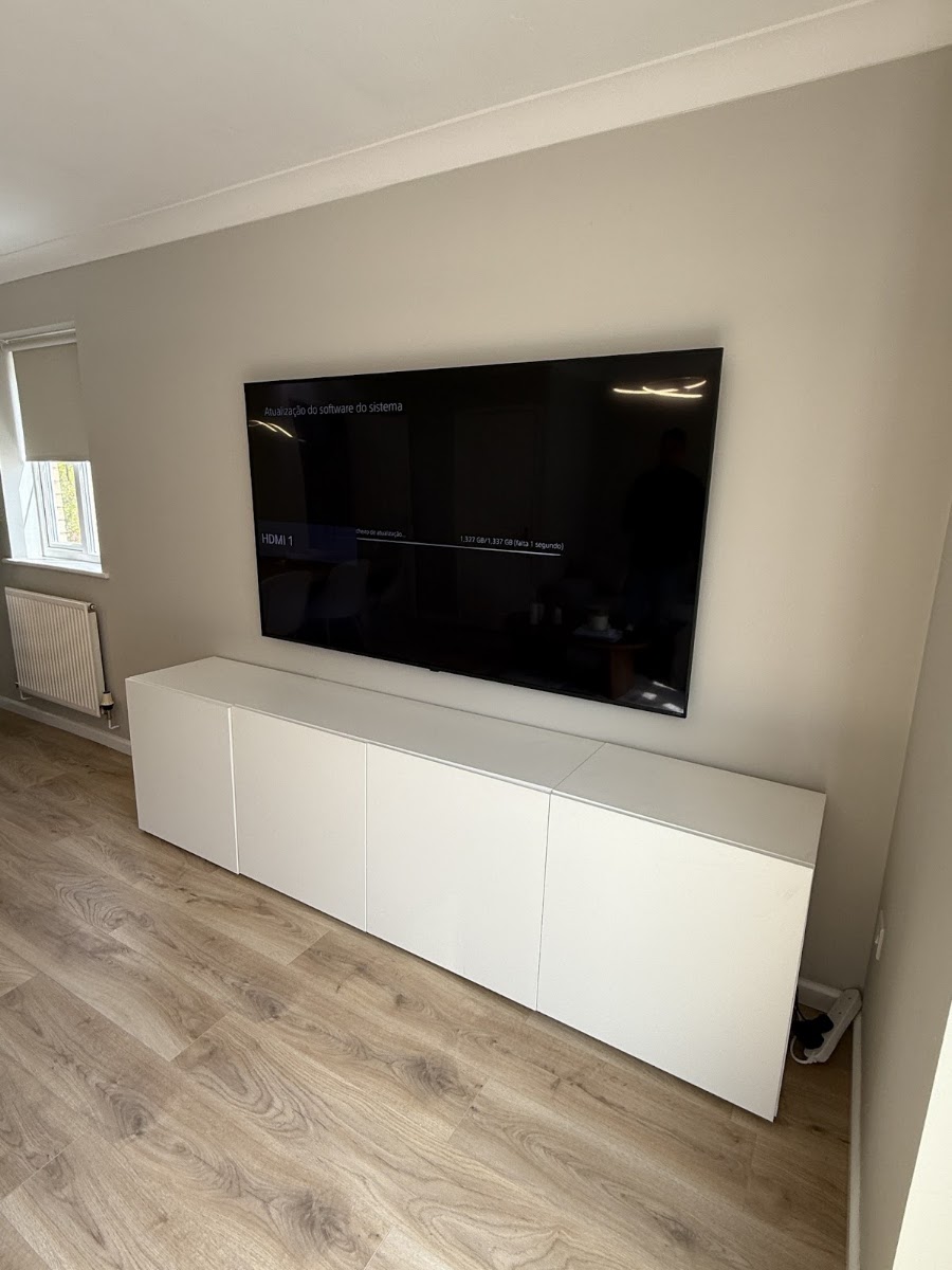 Flagship AV