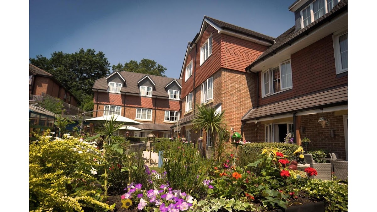 Hallmark Lakeview Luxury Care Home