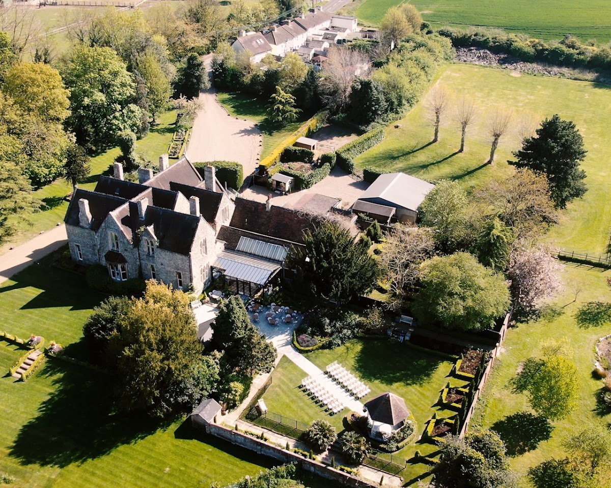 Knowle Country House Wedding Venue