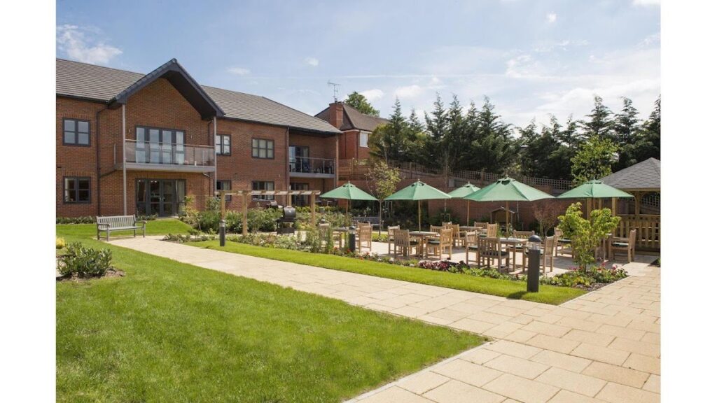 Loddon House – Retirement Living – McCarthy & Stone