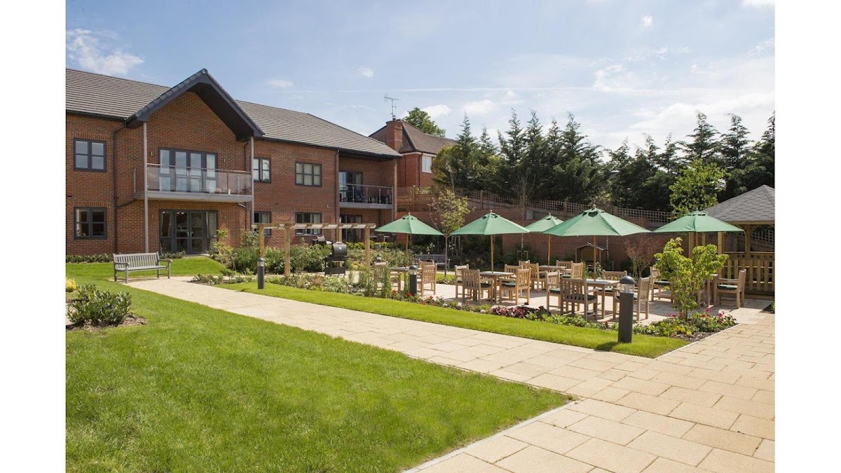 Loddon House – Retirement Living – McCarthy & Stone