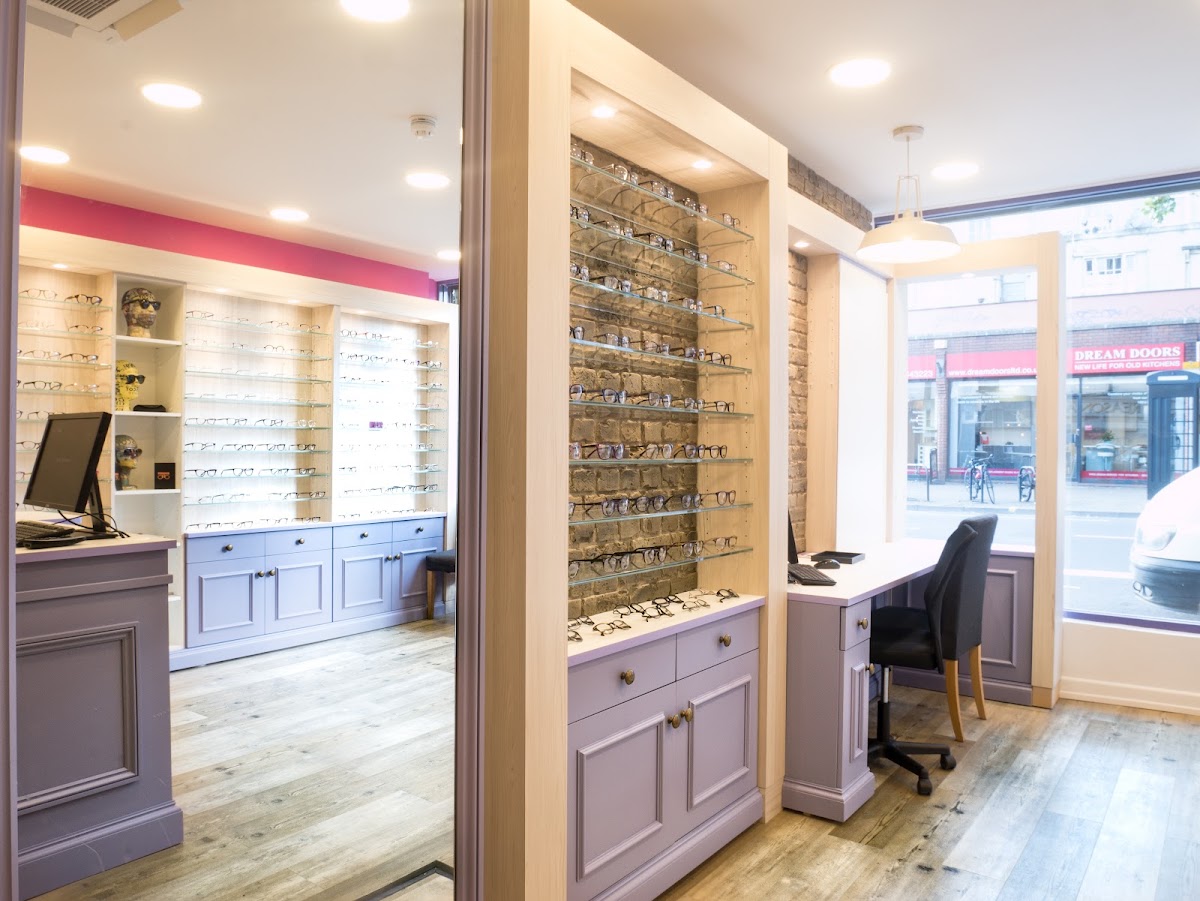 Lynne Fernandes Optometrists