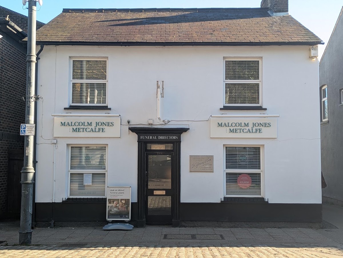Malcolm Jones & Metcalfe Funeral Directors