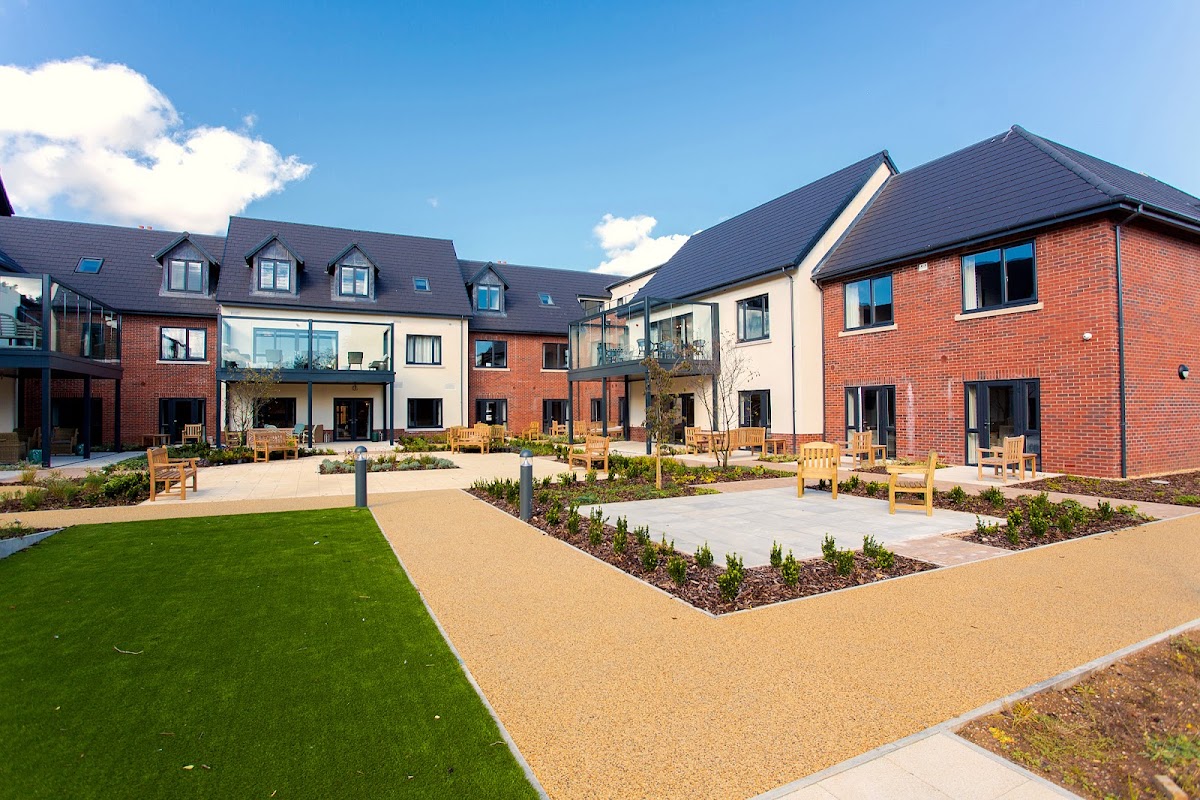 Mantles Court
