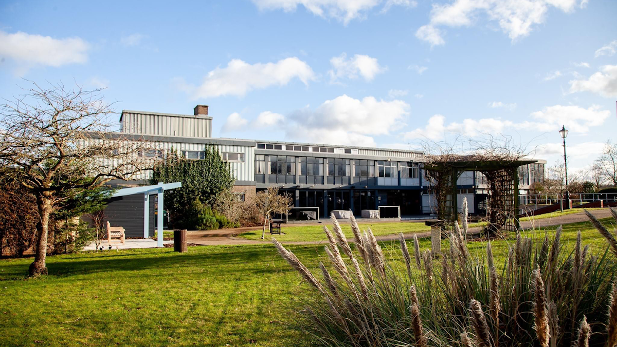 Metropolitan Bushey