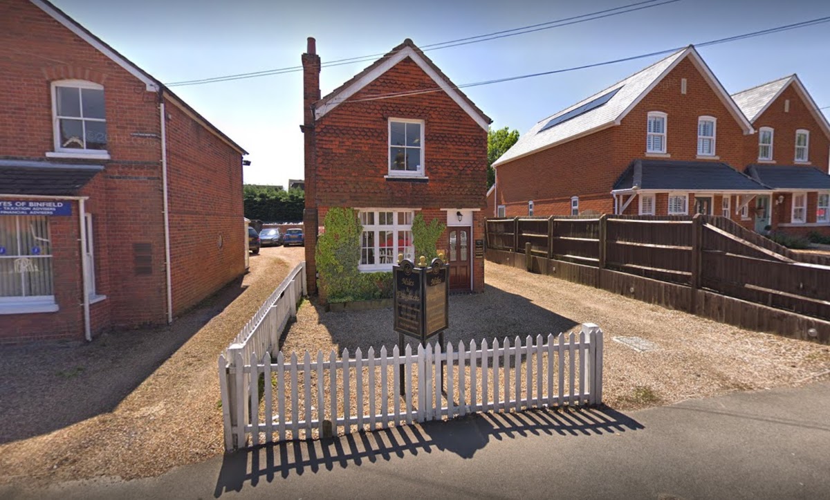 Miles & Daughters Funeral Directors