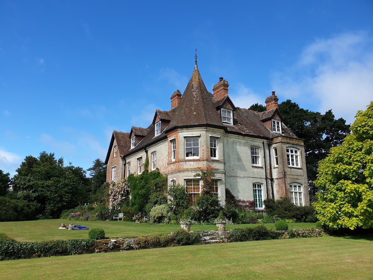 Shillingstone House