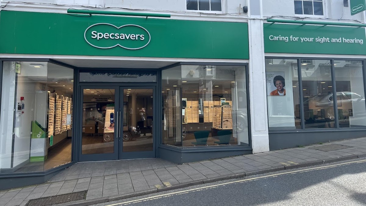 Specsavers Opticians and Audiologists – Bideford
