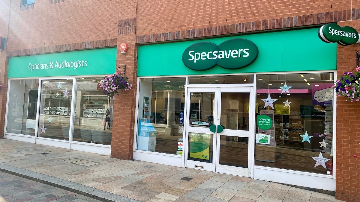 Specsavers Opticians and Audiologists – Camberley