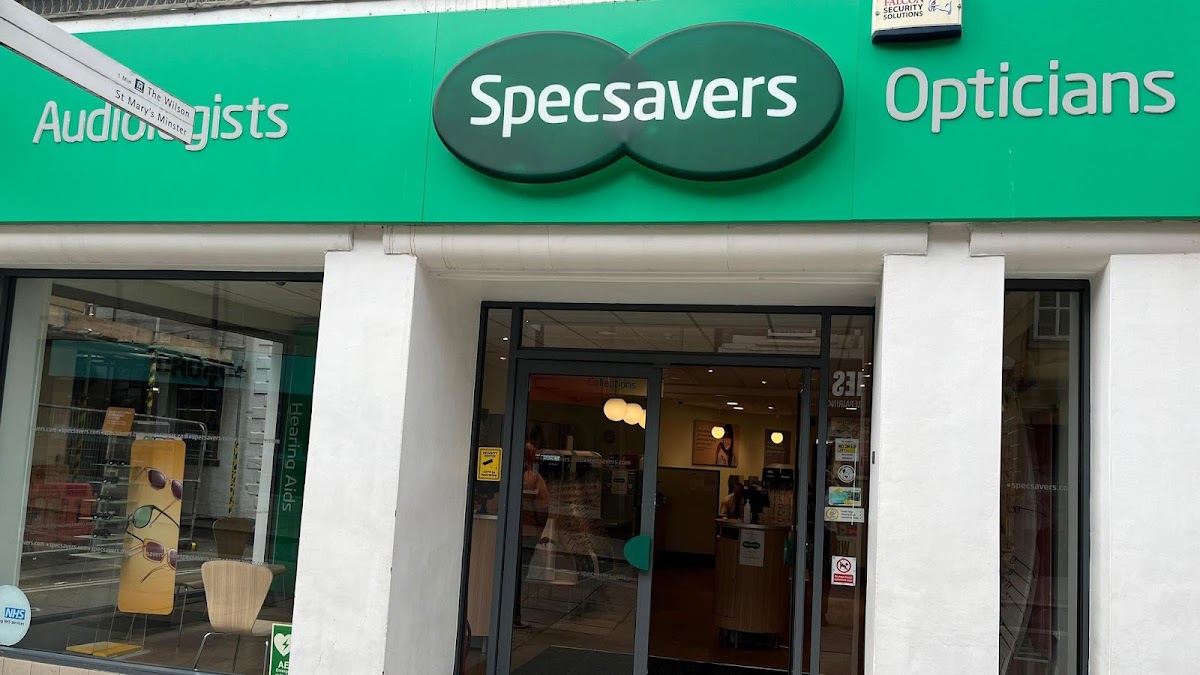 Specsavers Opticians and Audiologists – Cheltenham