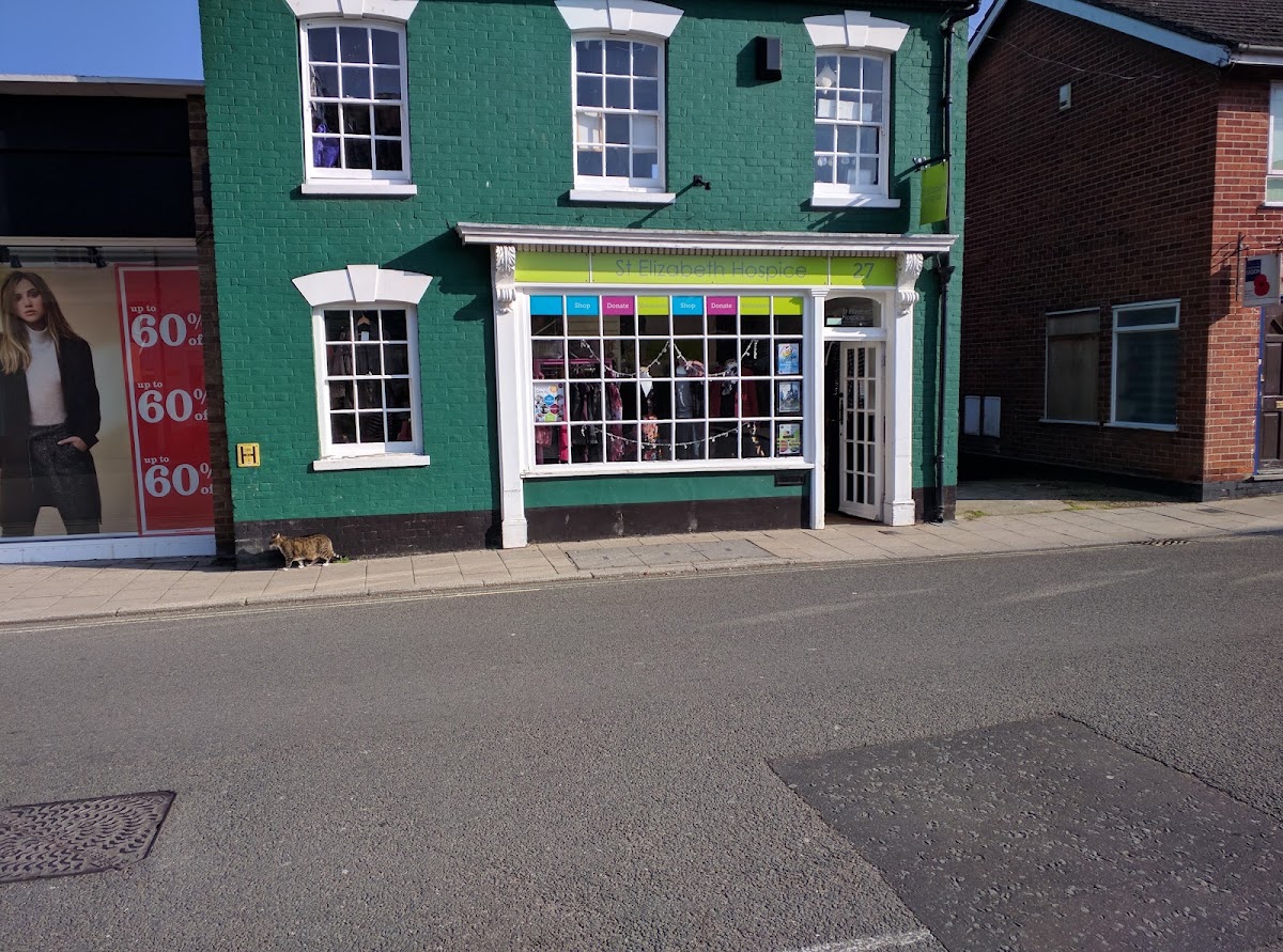 St Elizabeth Hospice Beccles Charity Shop