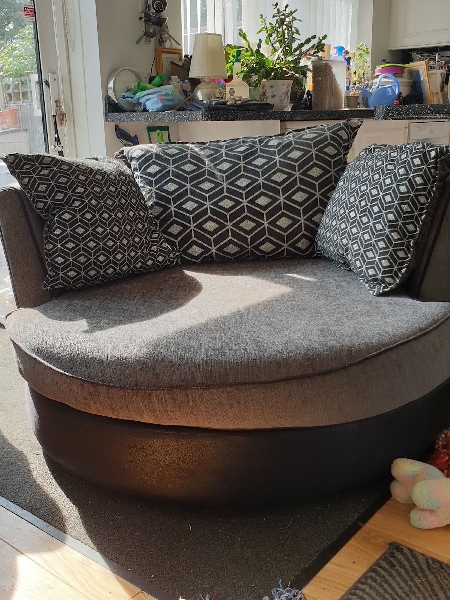 St Peter & St James Hospice Shop