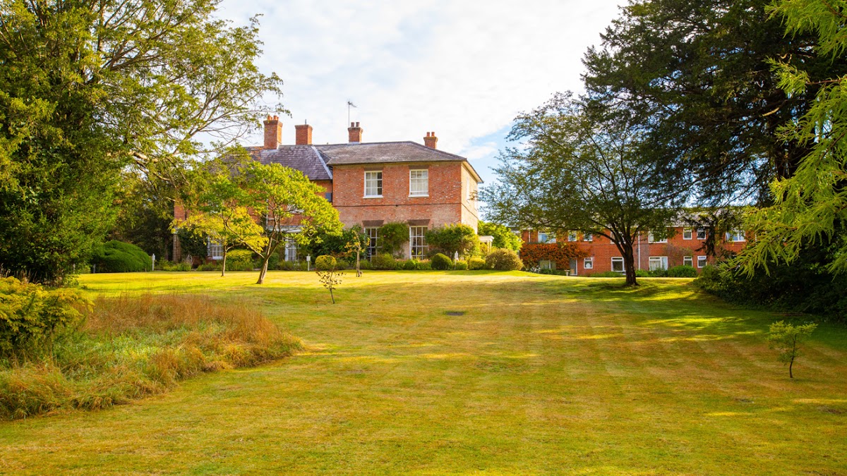 The Lawn Care Home – Friends of the Elderly