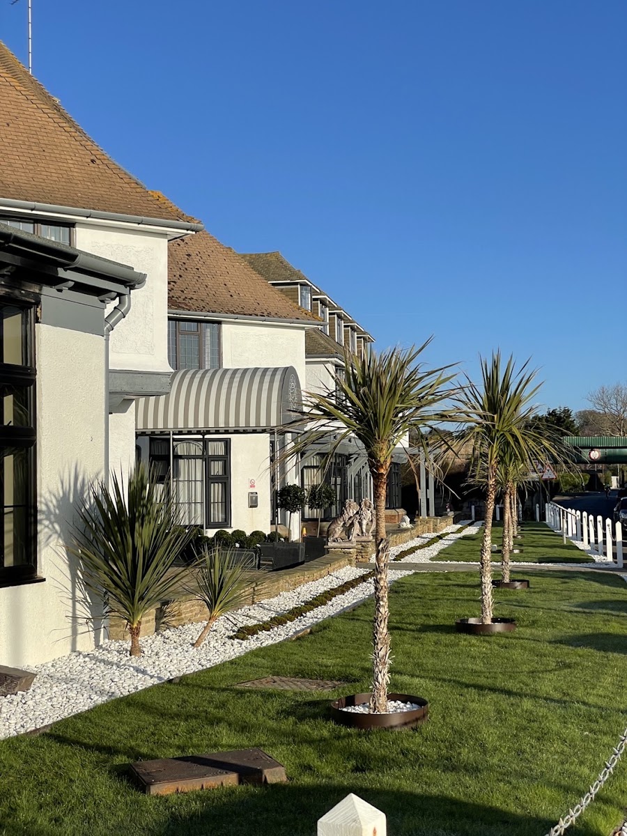 The Relais Cooden Beach Hotel & Spa