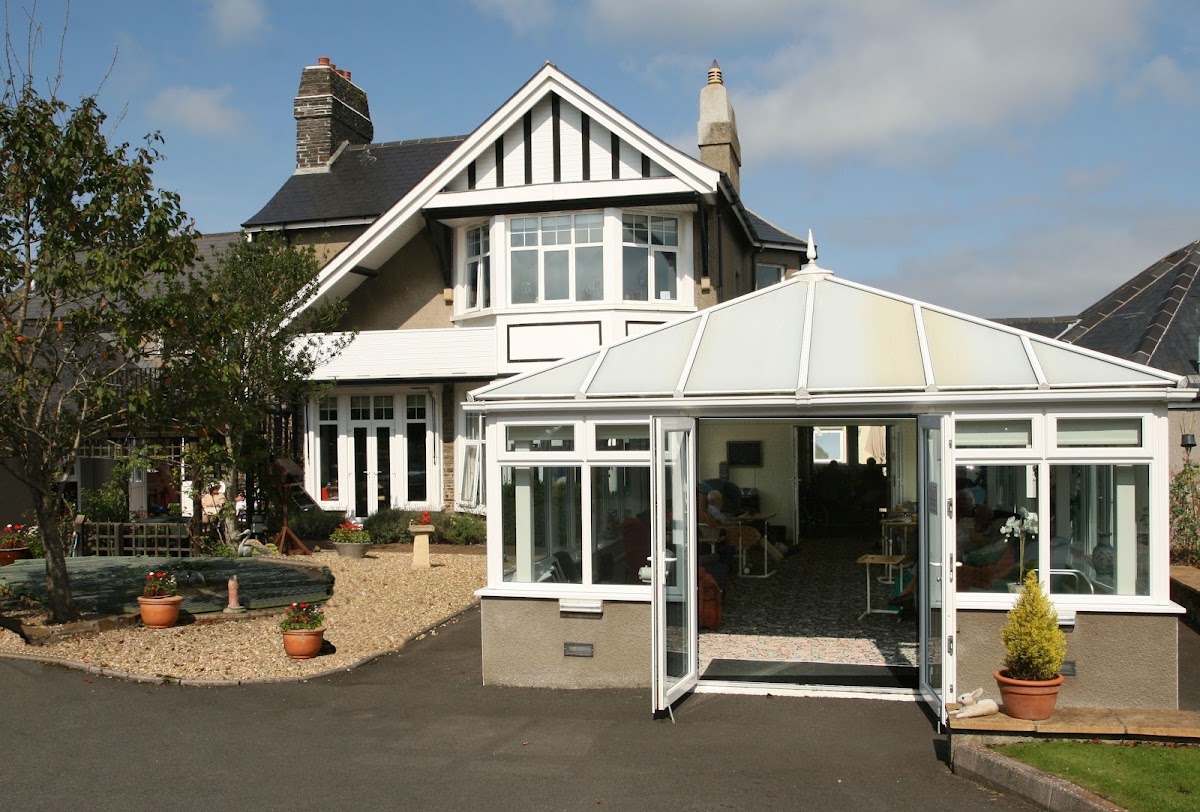 The Warren Nursing Home