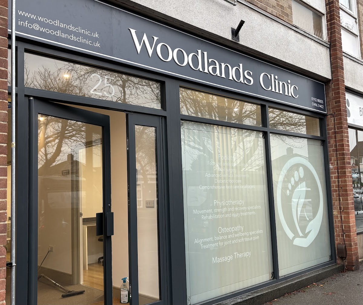 Woodlands Clinic