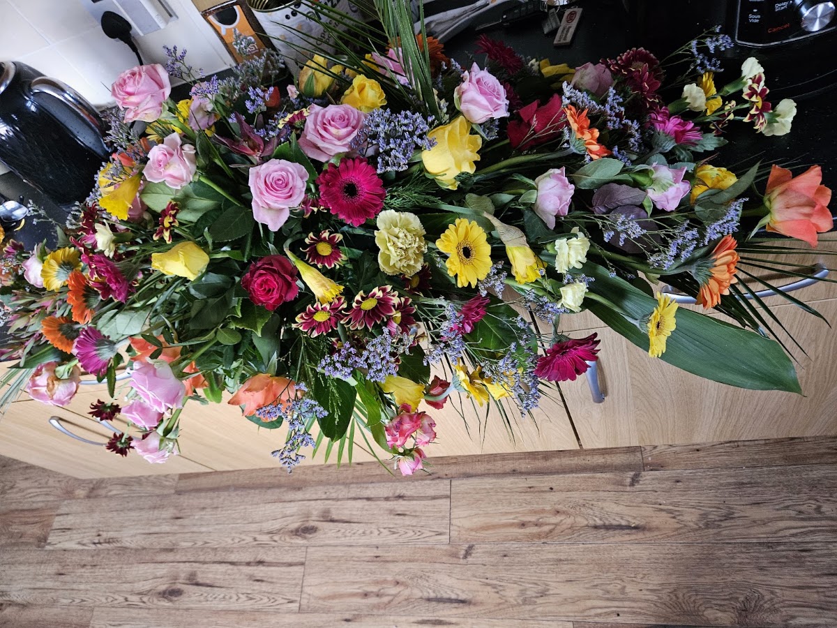 A & M Hadfield Funeral Director Ltd