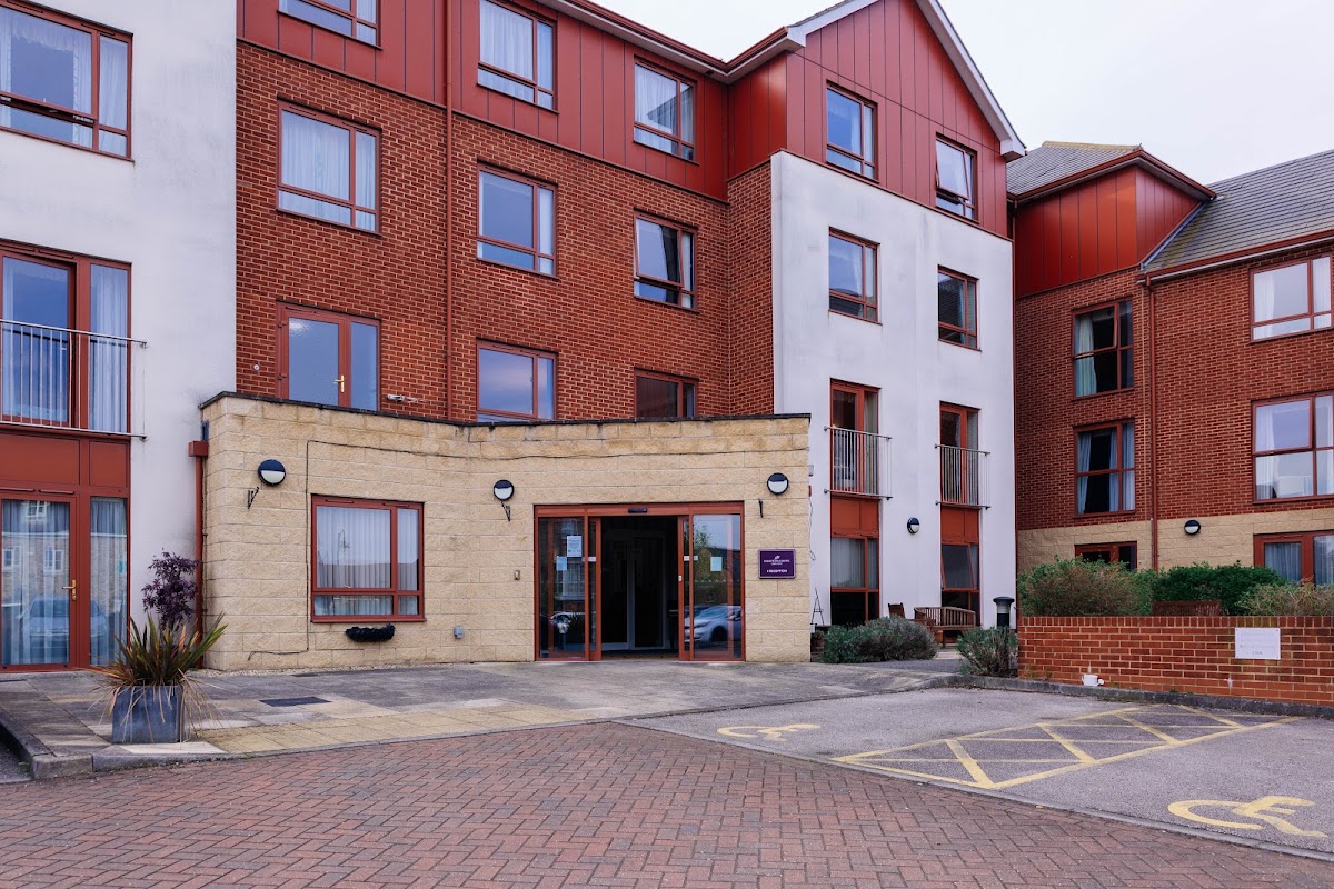 Barchester – Hampton Grove Care Home
