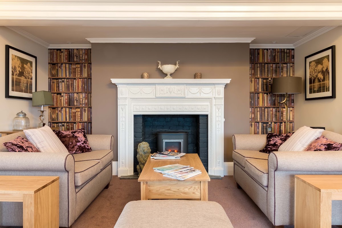 Barchester – Henford House Care Home