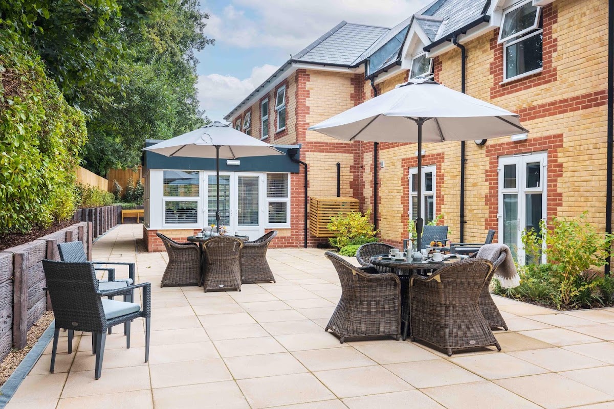 Barchester – Hyacinth House Care Home