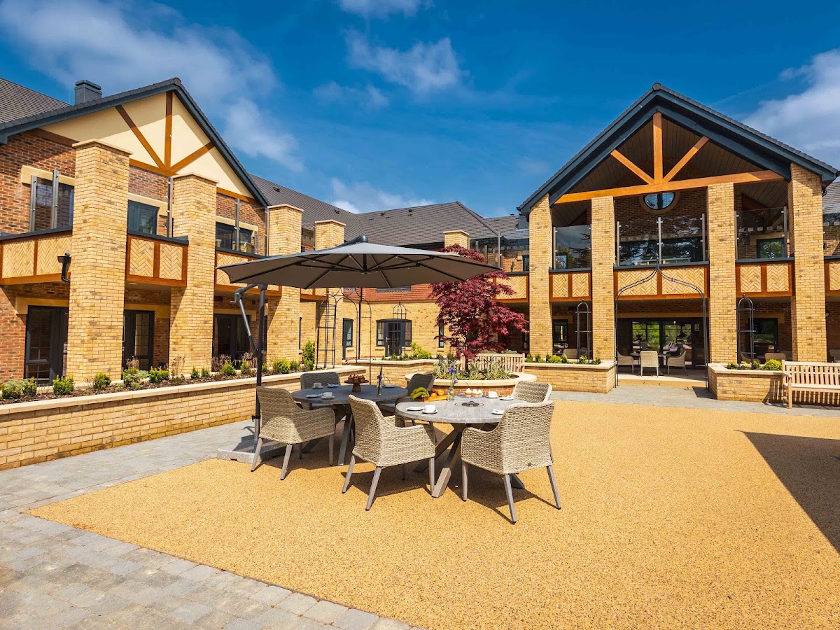 Barchester – Iris Court Care Home