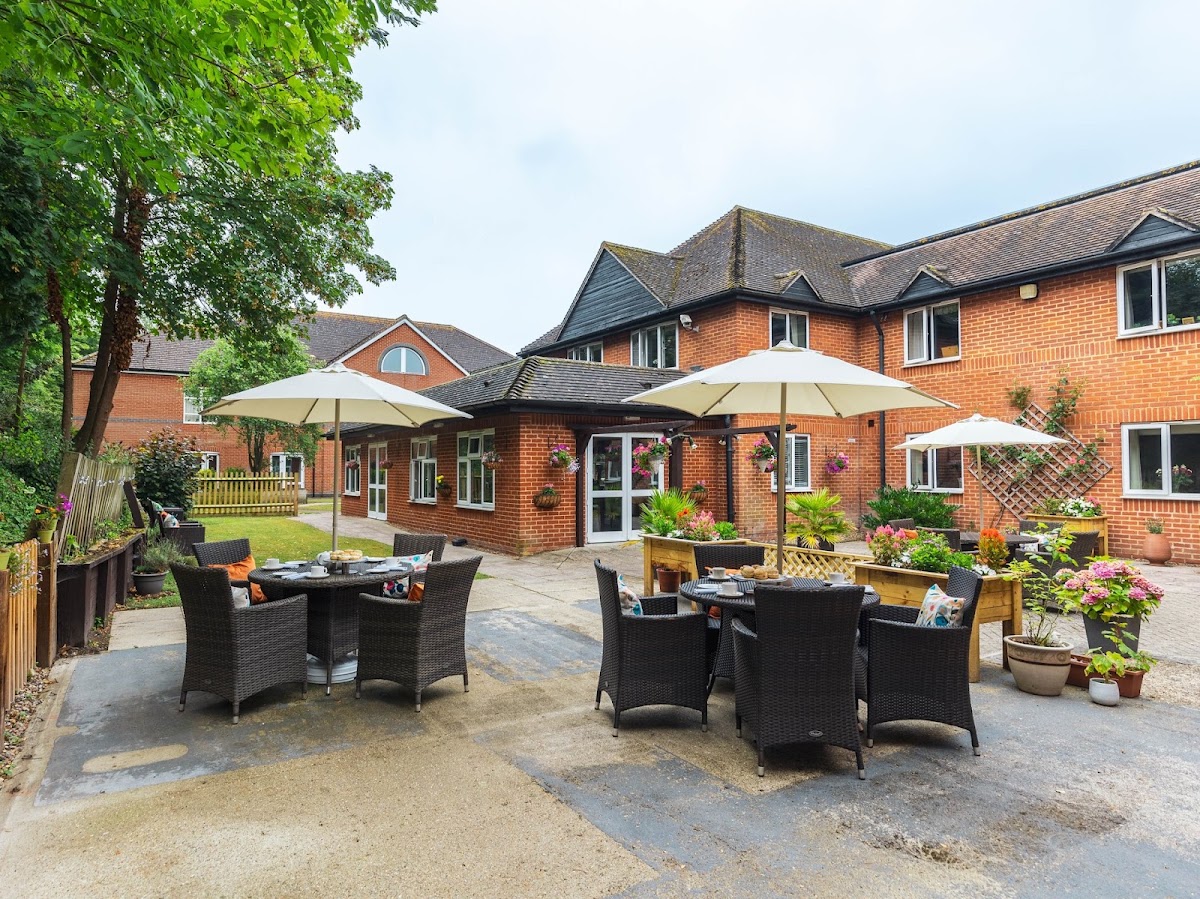 Barchester – Winchester House Care Home