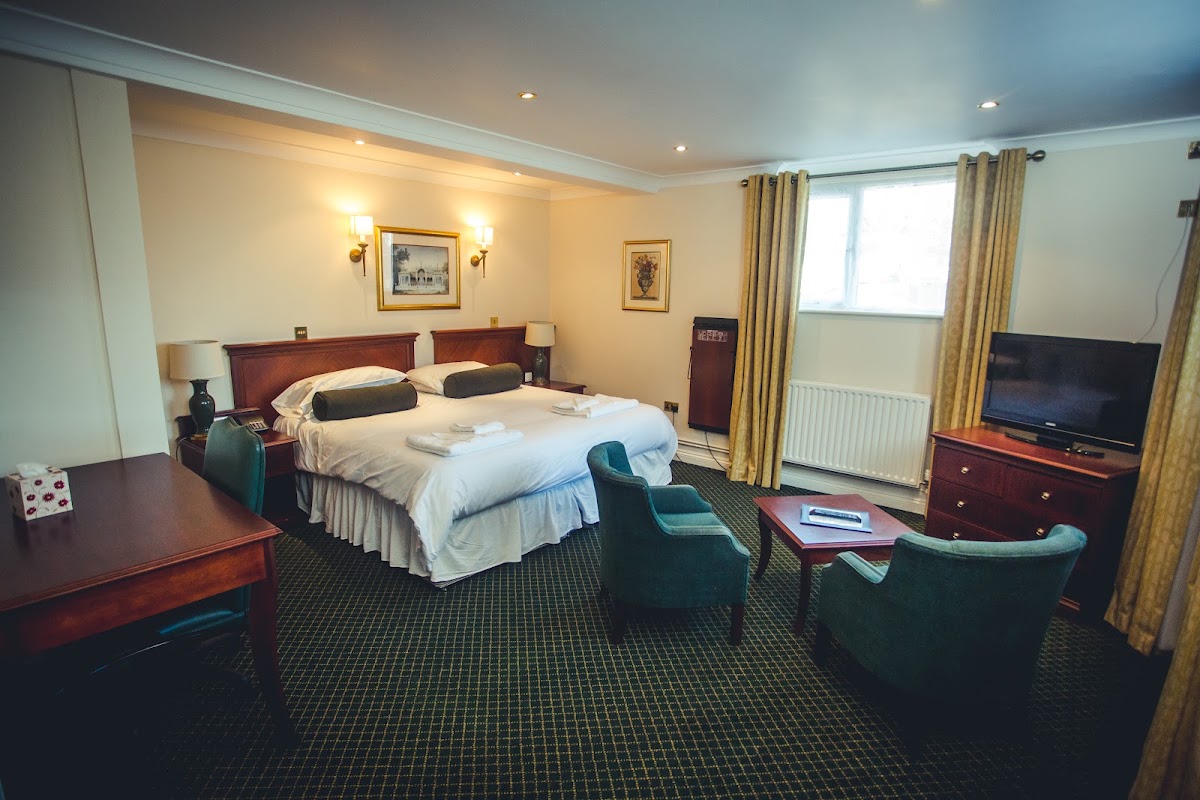 Bells Hotel & Country Club