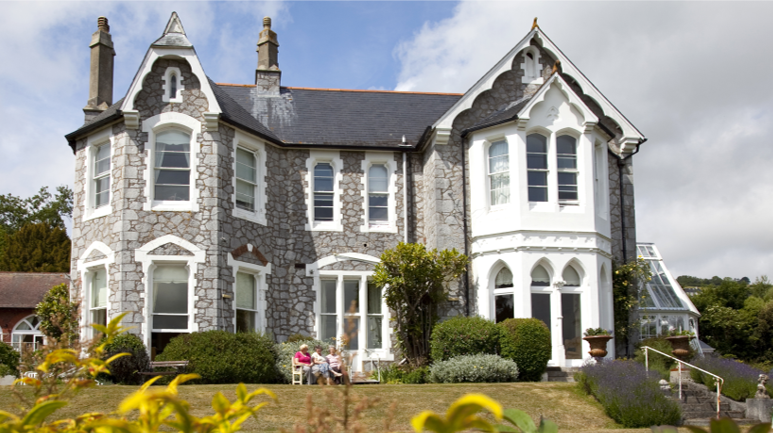 Bishopsteignton House