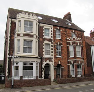 Brackendale House