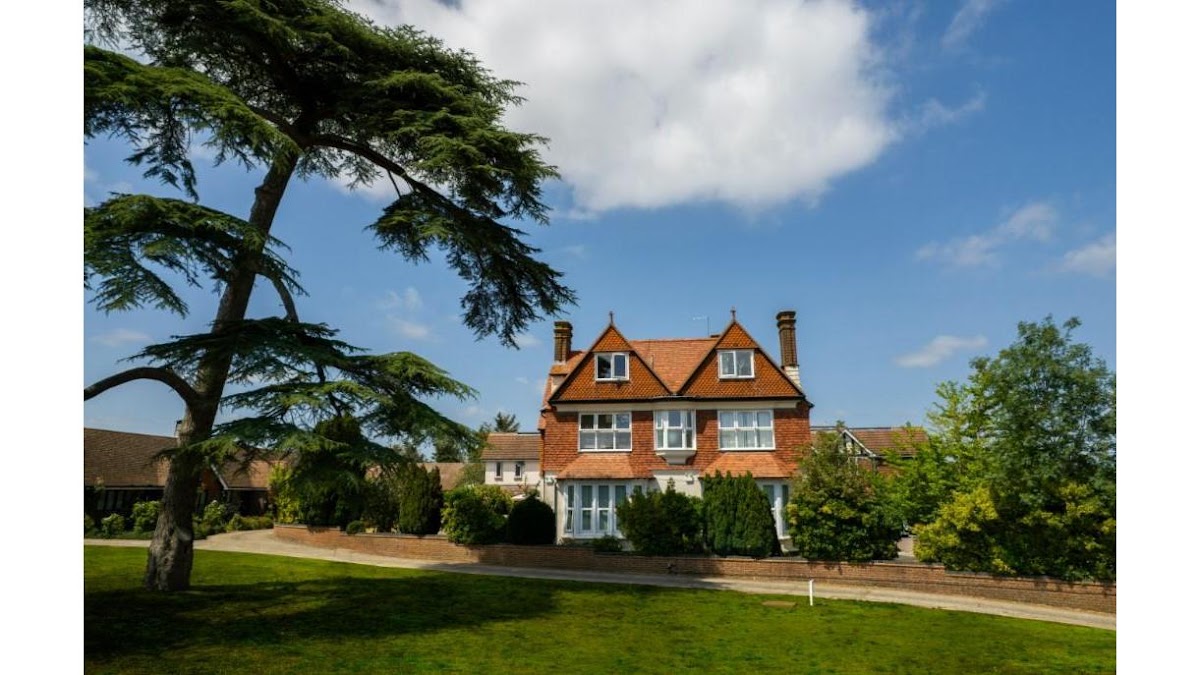 Broad Oak Manor Care Home – Bupa