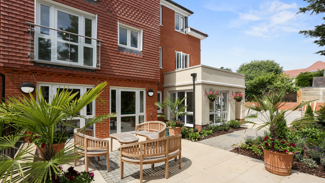 Carrick Court – Retirement Living – McCarthy & Stone