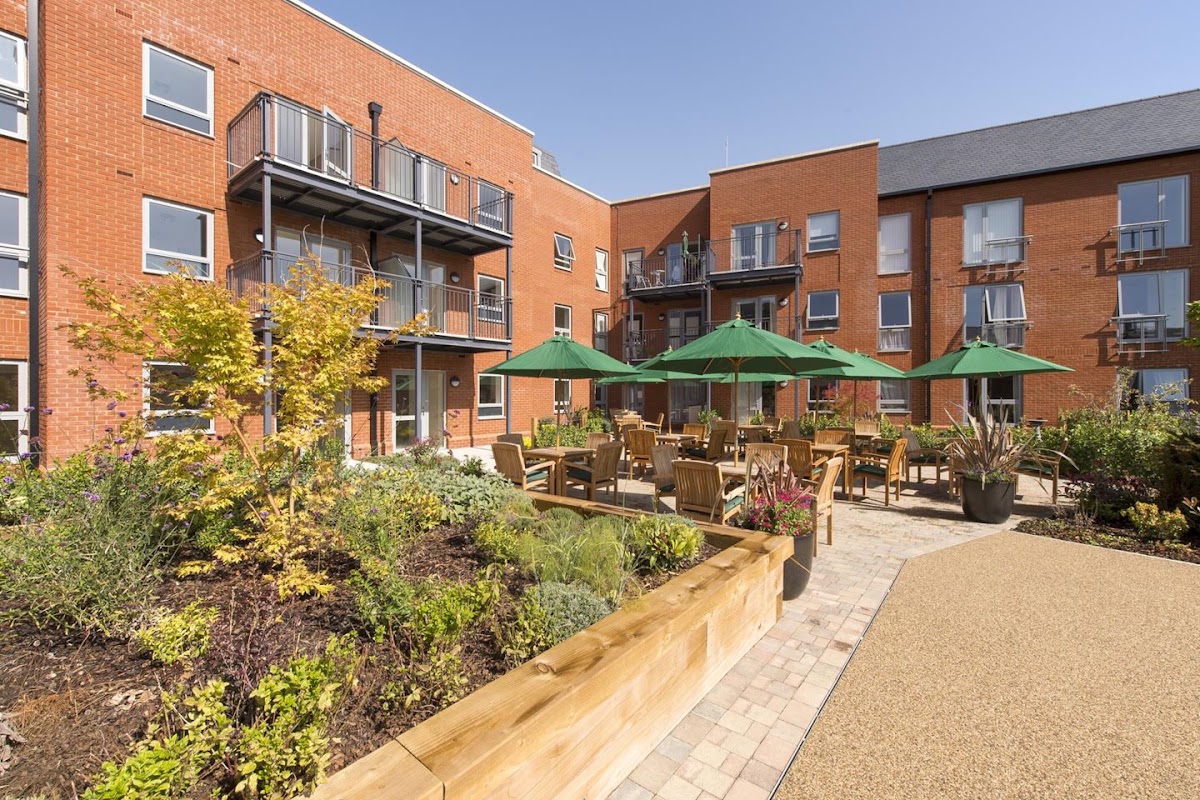 Castle Gate – Retirement Living – McCarthy & Stone