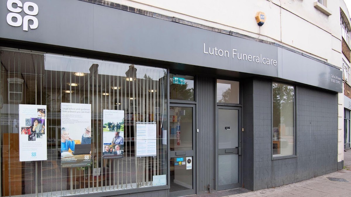 Co-op Funeralcare, Luton