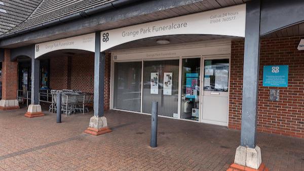 Co-op Funeralcare, Northampton, Grange Park