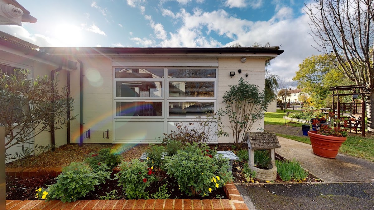 Court Regis Care Home – Avante Care & Support