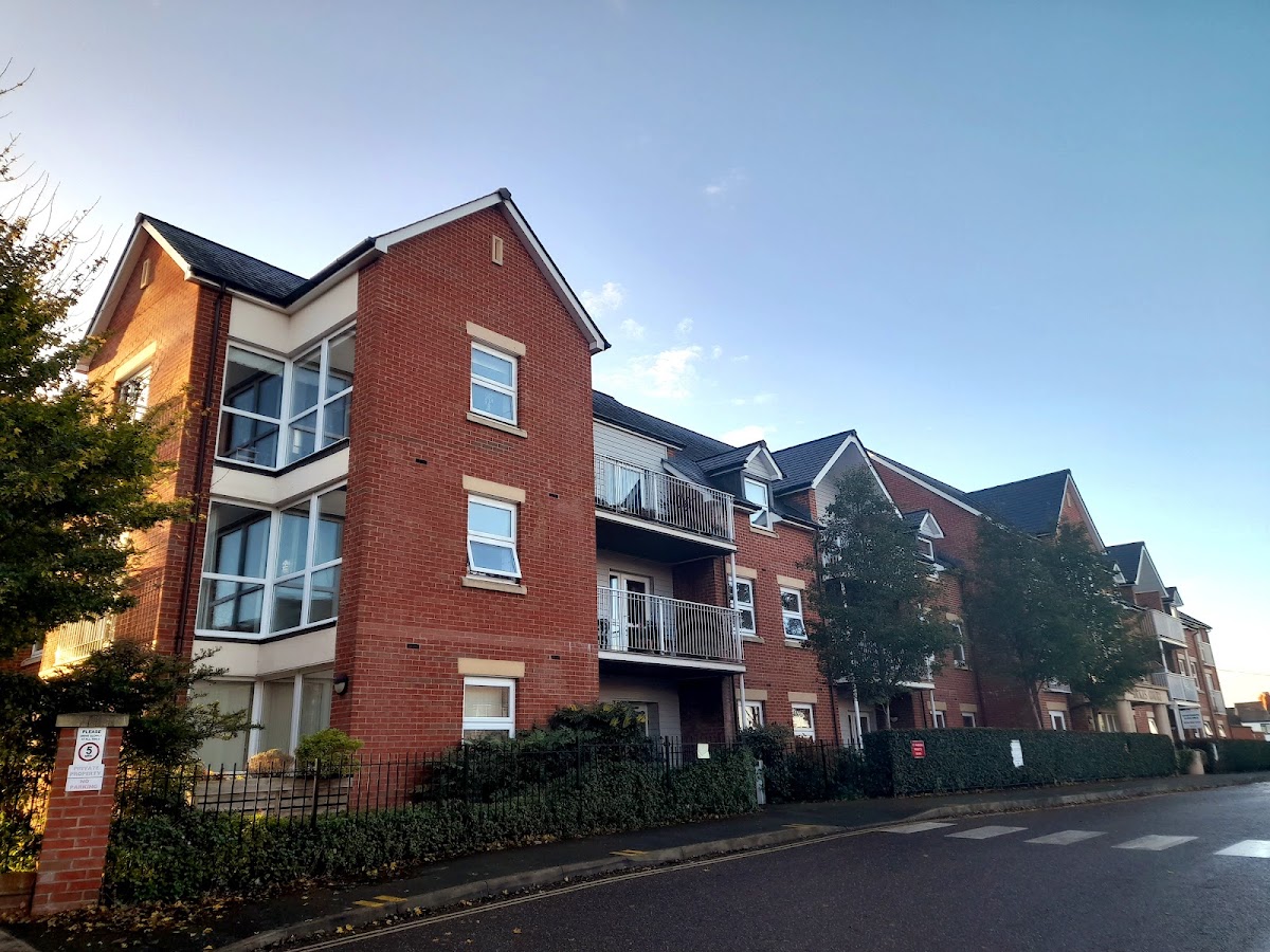 Dukes Court – Retirement Living – McCarthy & Stone
