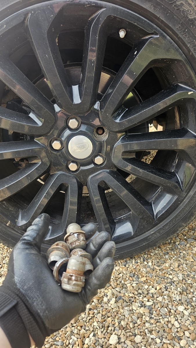 Emergency Mobile Tyres 24/7