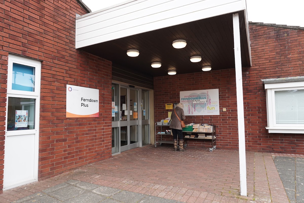Ferndown Plus