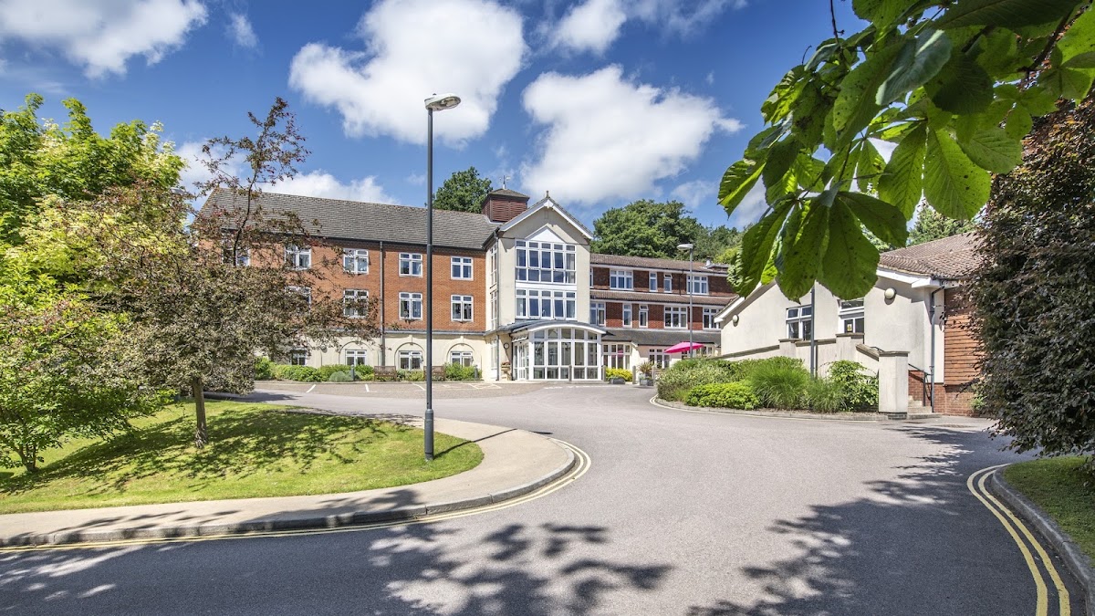 Halliwell Care Home – Elizabeth Finn Homes